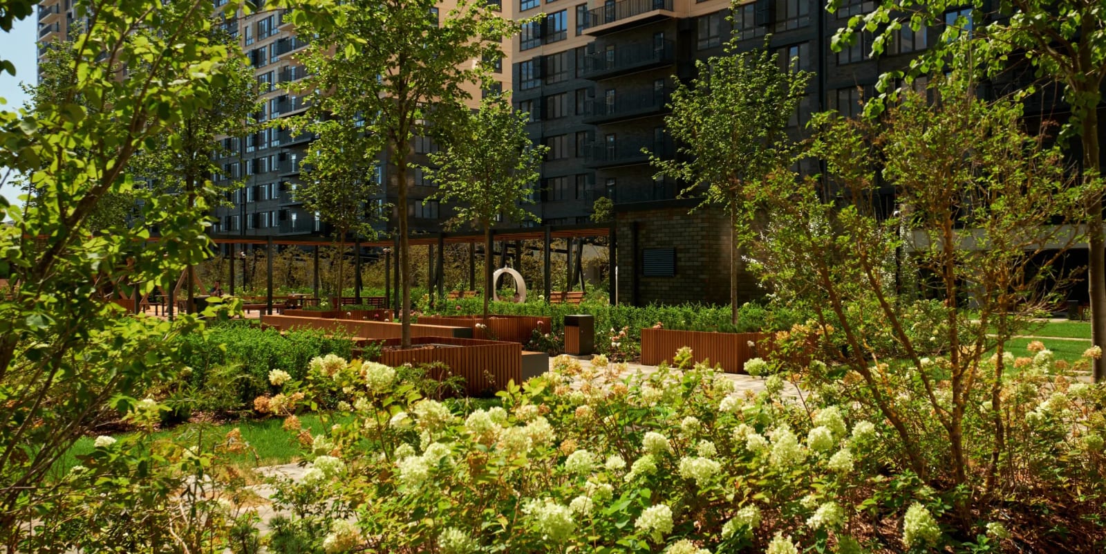 Built landscape delivery on site